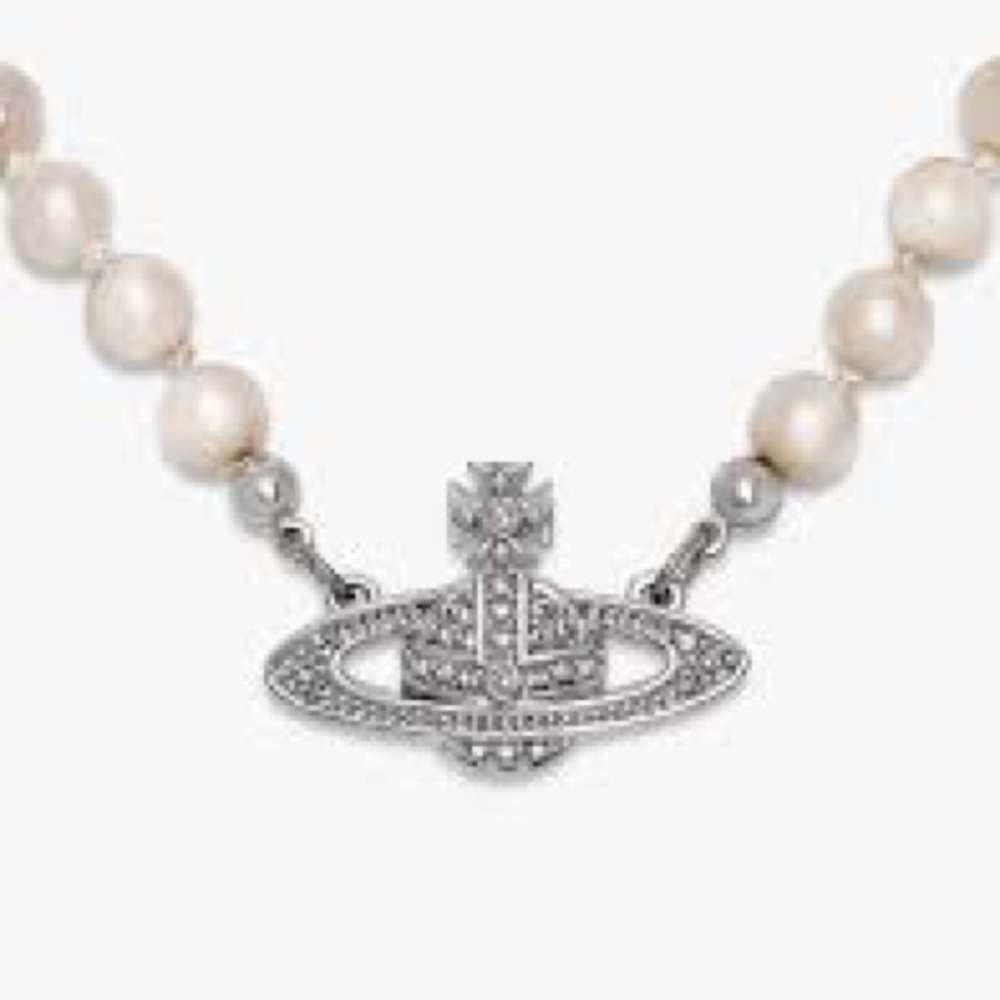 Vivienne Westwood pearl necklace - Picture 4 of 4